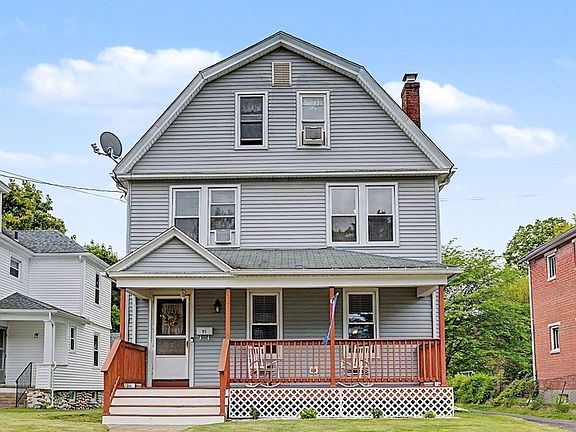 3rd image of 21 Dexter St
