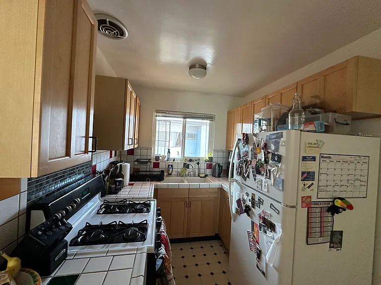 3743 Westwood Blvd #3747-1/2 — Photo 7