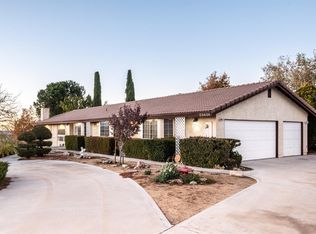20424 Wren St, Apple Valley, CA 92308