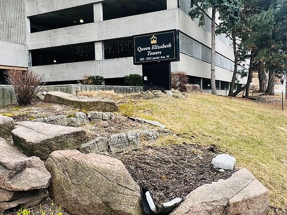 2nd image of 530 Laurier Ave W #910
