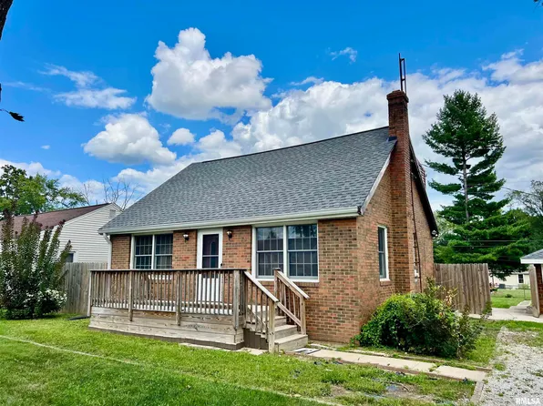 114 Mary St, Washington, IL 61571