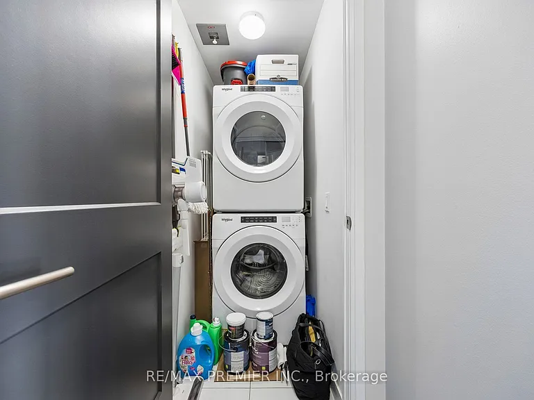 7895 Jane St #1717 — Photo 18