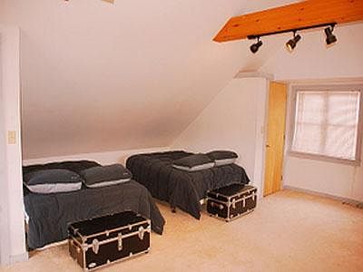 5th image of 164 Cobb Hill Rd