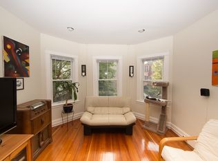 102 Franklin St, Brookline, MA 02445