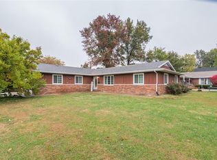 501 Clay St, Gillespie, IL 62033