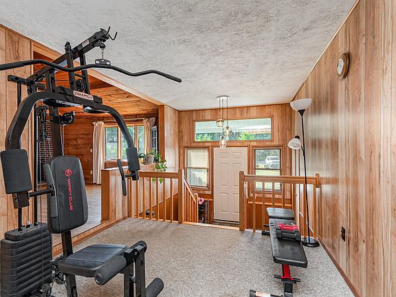 4th image of 4400 Grass Lake Rd