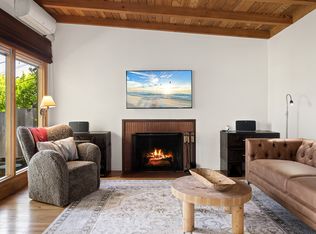 660 Raymond Ave, Santa Monica, CA 90405