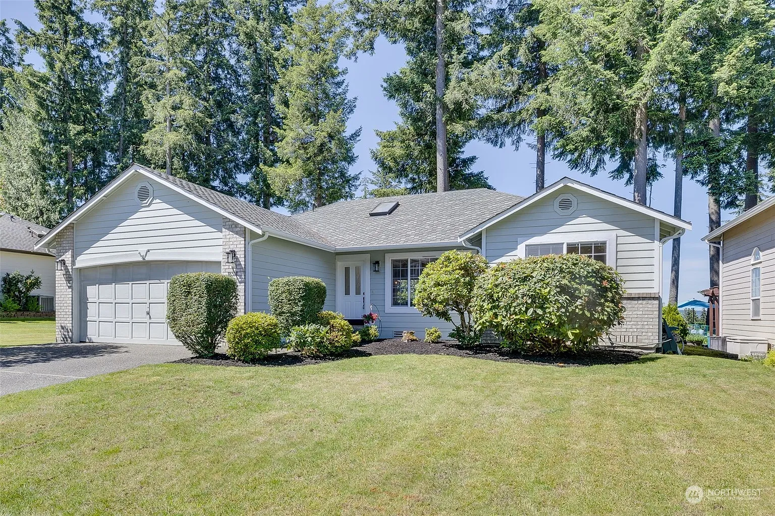 18510 Newport Drive photo 1