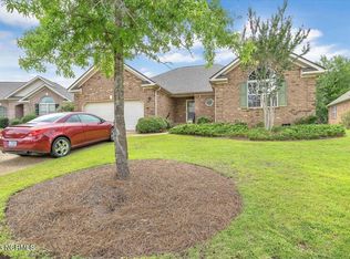 206 Estuary Ct, Winnabow, NC 28479