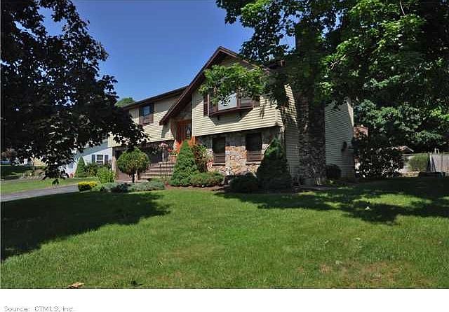 1st image of 145 Murielle Dr