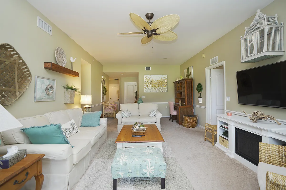 Building Photo - 3435 Laurelgreens Ln S #1