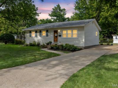 1660 Fenmore Dr, Florissant, MO, 63031
