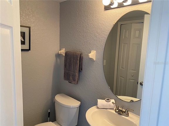 5th image of 126 Miramar Ave