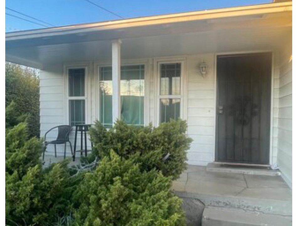 1st image of 519 1/2 W Nectarine St