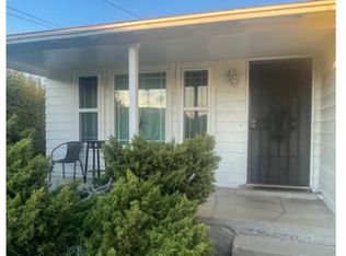 519 1/2 W Nectarine St, Inglewood, CA 90301