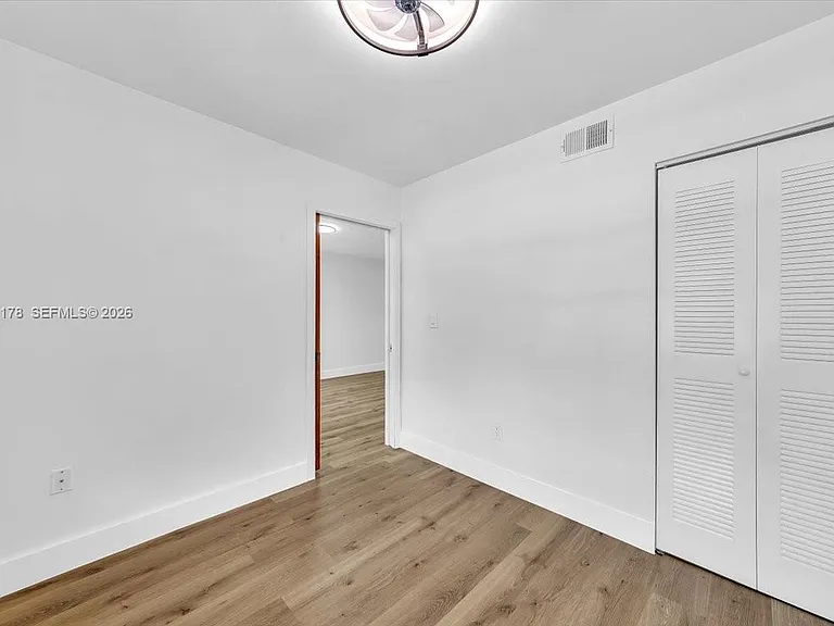 12370 SW 52nd St — Photo 22
