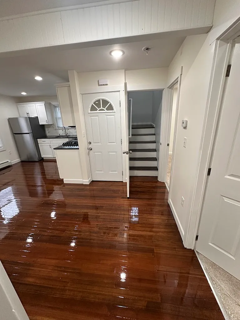 3 bed, $2,800 — Photo 4