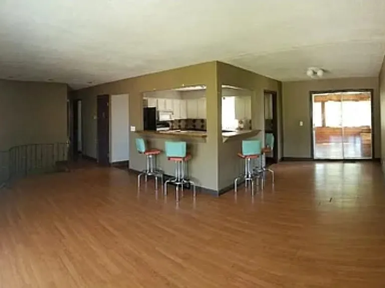 11759 Roanoke Blvd #4 — Photo 8