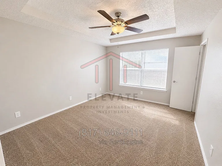 5912 Holiday Ln #B — Photo 14