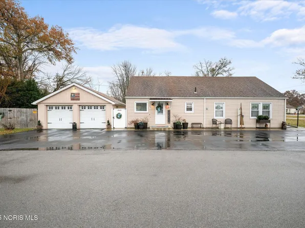 1642 Woodville Rd, Millbury, OH 43447