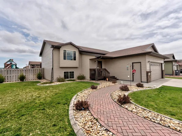 782 Radial Ln, Box Elder, SD 57719