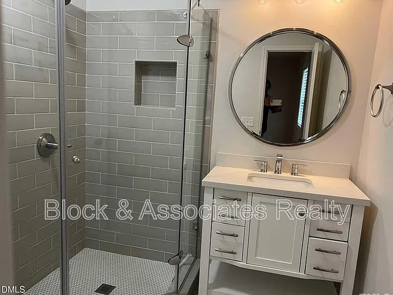 2357 Huron St — Photo 9