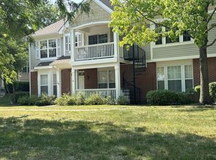 1189 Georgetown Way, Vernon Hills, IL 60061
