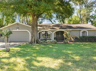 817 Druid Hills Rd, Temple Terrace, FL 33617