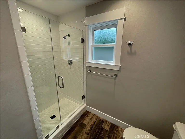 562 E Van Bibber Ave — Photo 20