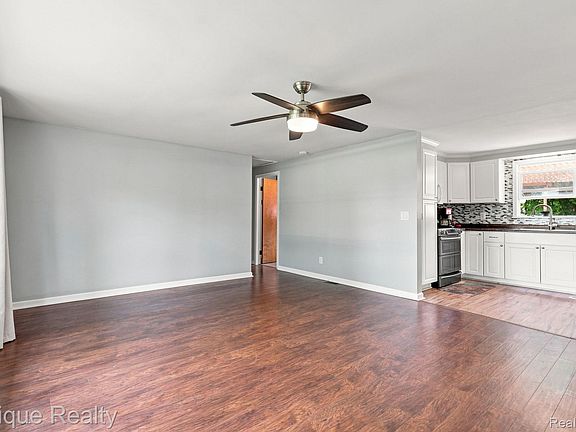 3rd image of 7149 Jordan Rd