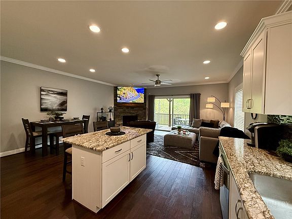 4th image of 192 S Willow Ridge Lane #192
