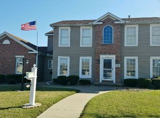 1050 Summerset St, Morton, IL