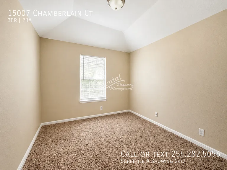 15007 Chamberlain Ct — Photo 7