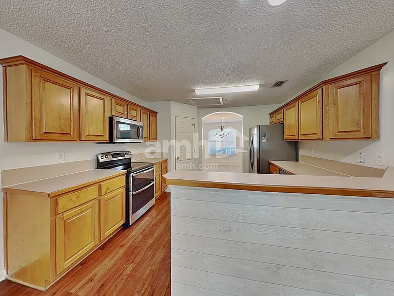 3127 Majestic Oaks Ln — Photo 5