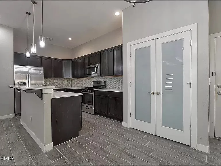 12253 Desert Hawk Ave — Photo 4