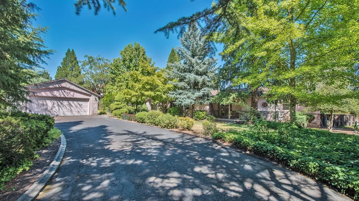 45 S Modoc Ave photo 1