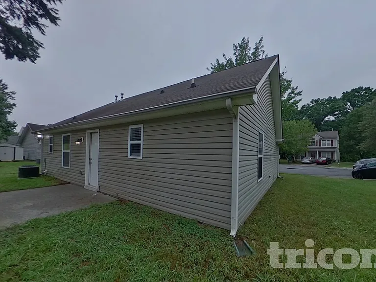 1115 Hannah Rae Ct — Photo 15