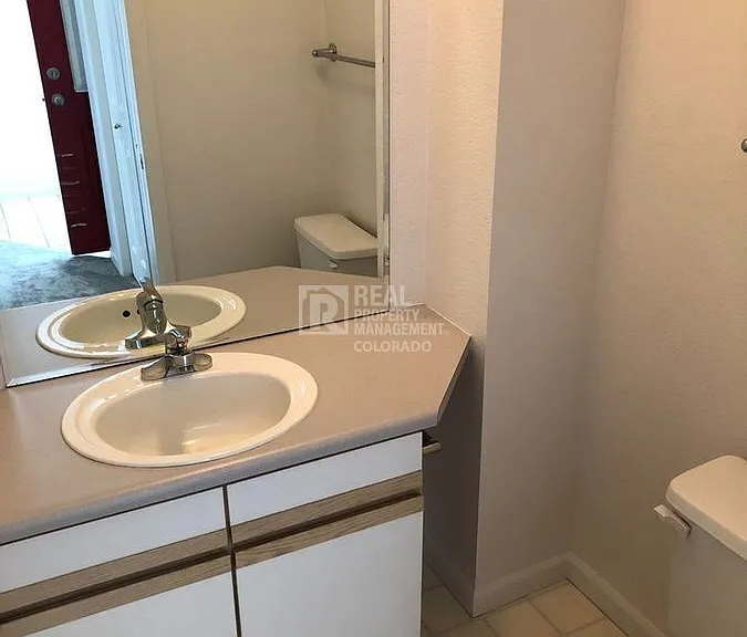 1014 Artemis Cir — Photo 17