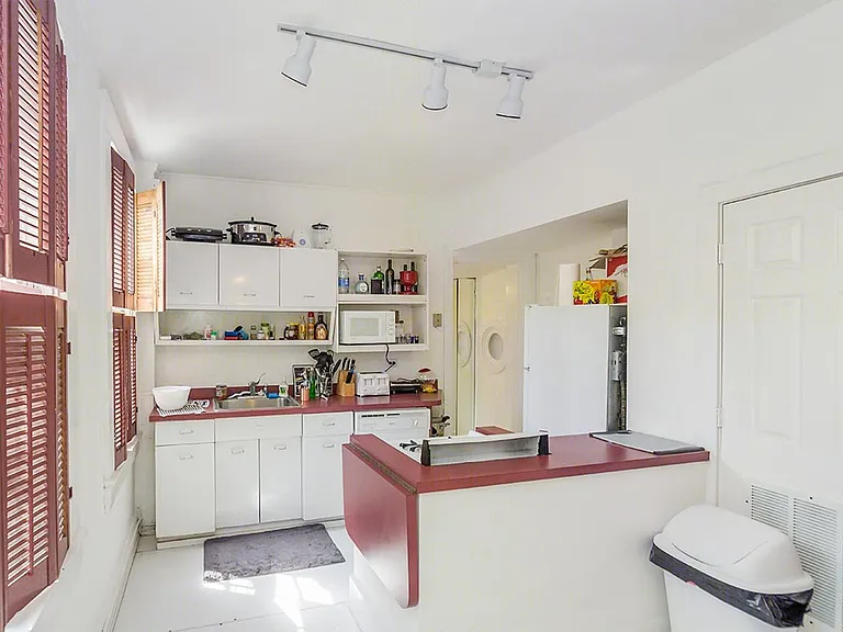 225 Orchard St — Photo 6