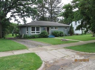 315 W Maple St, Viroqua, WI 54665