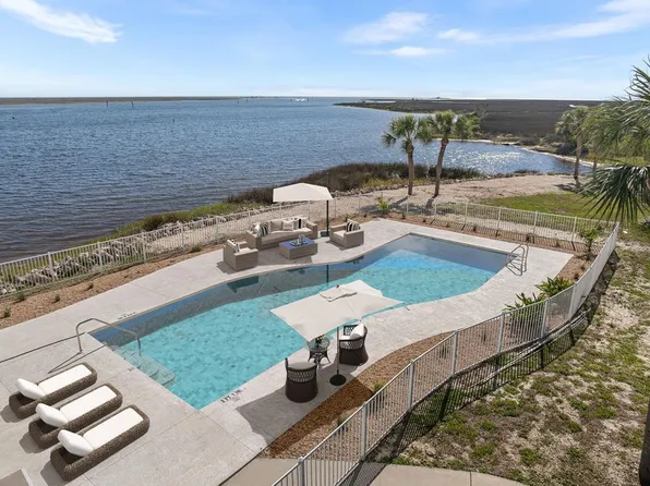 NW Second Ave, Steinhatchee, FL 32359