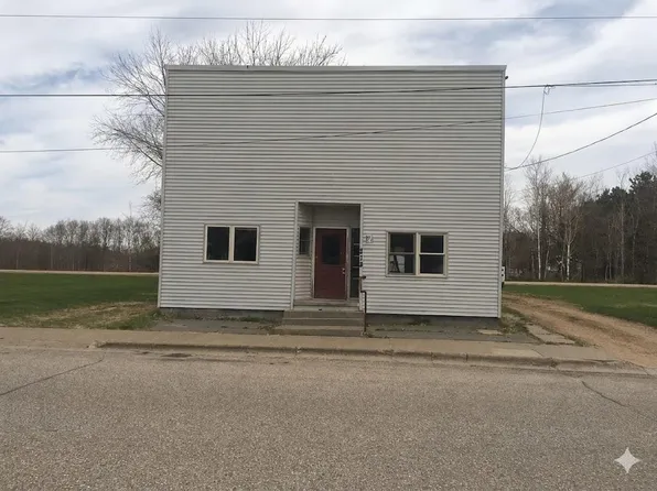 220 CLARK STREET, Hatley, WI 54440