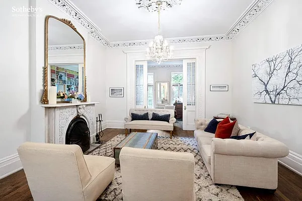 Sold by Sotheby's International Realty | media 5