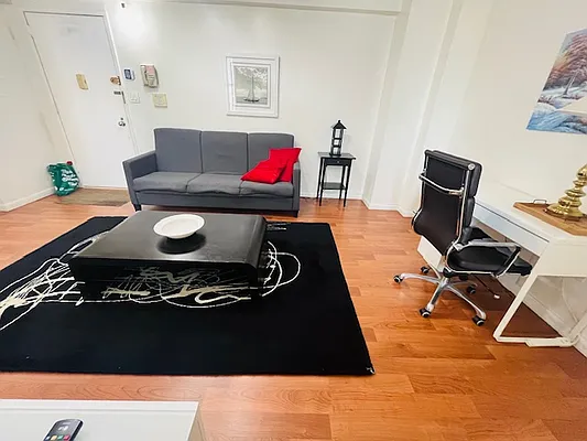Rented by Manhattan Management Group | media 13