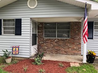 424 Holly St, Ocean Springs, MS 39564