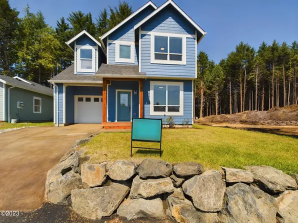 419 SE Winchell St, Depoe Bay, OR 97341