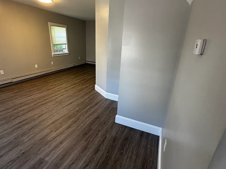 235-25 Albin St #23.5-25 — Photo 14