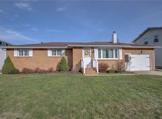 99 Sharon Dr, Buffalo, NY 14224