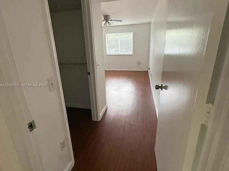 410 S Park Rd #1104 — Photo 9
