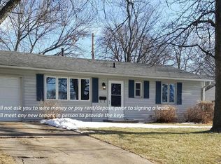 3261 S 48th St, Omaha, NE 68106